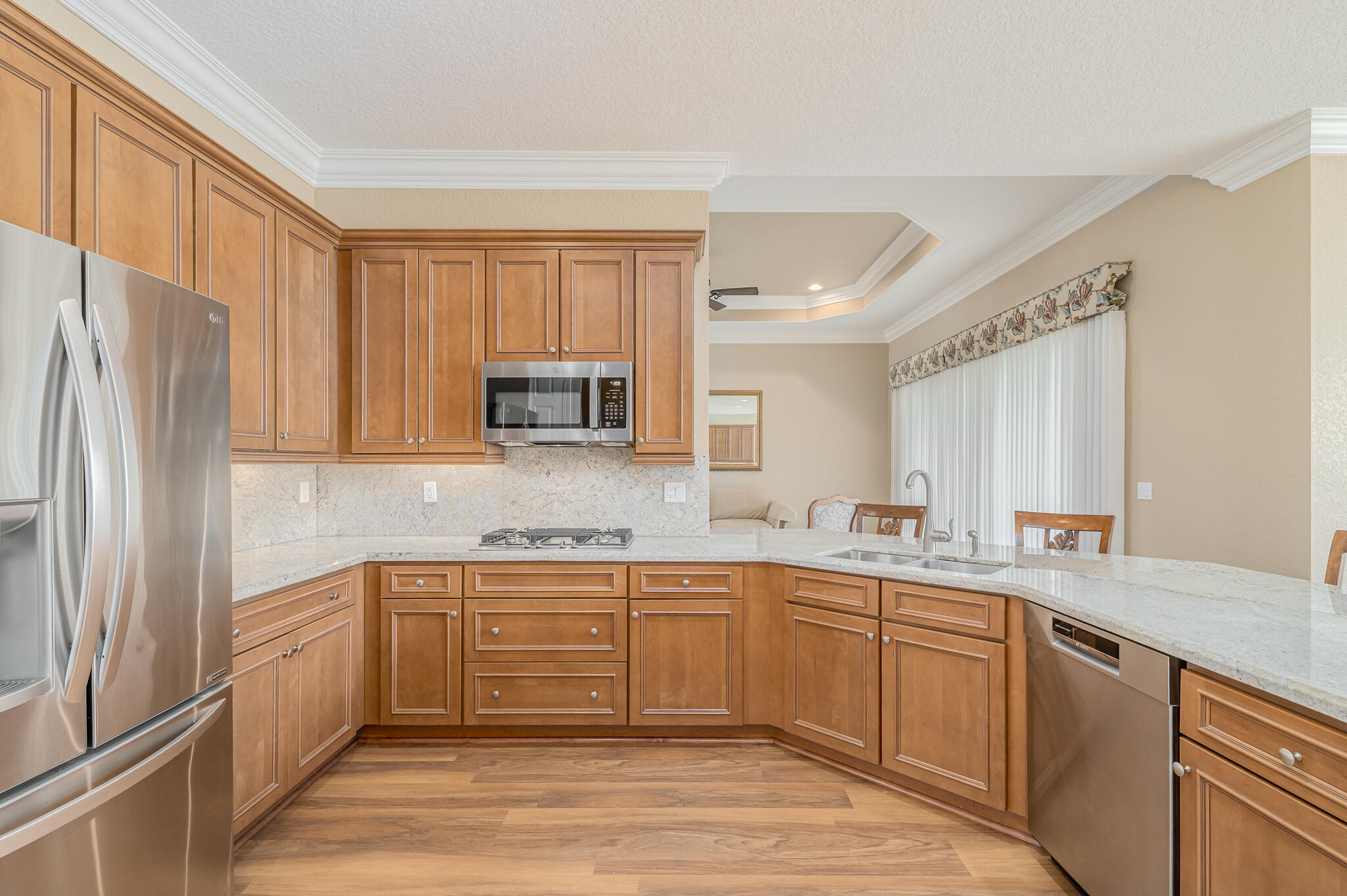 Tres Belle - Residential