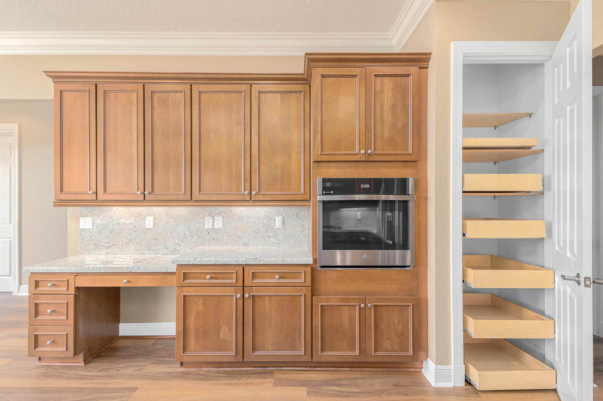 Tres Belle - Residential