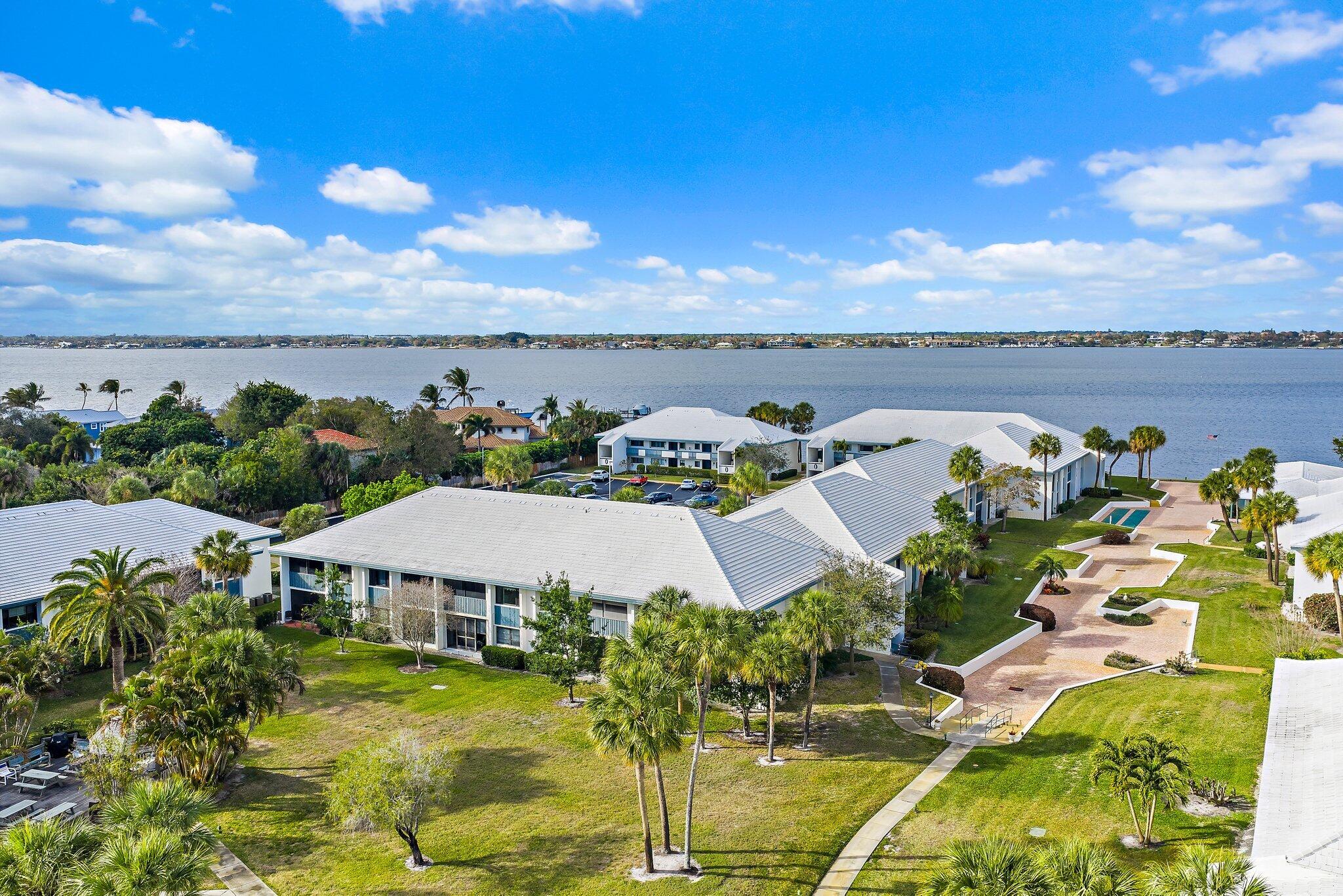 PIERPOINT YACHT CLUB CONDO - Residential
