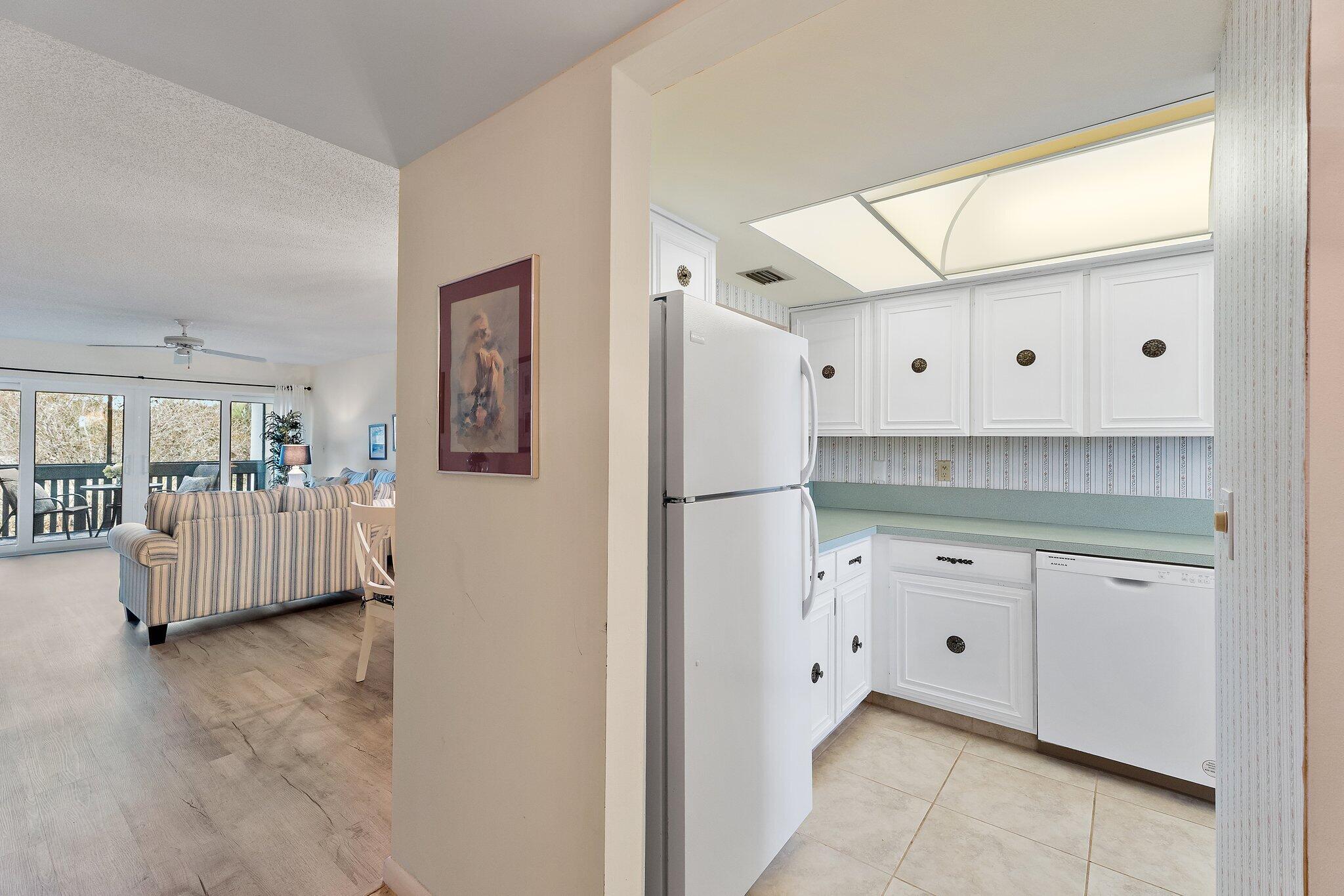 PIERPOINT YACHT CLUB CONDO - Residential