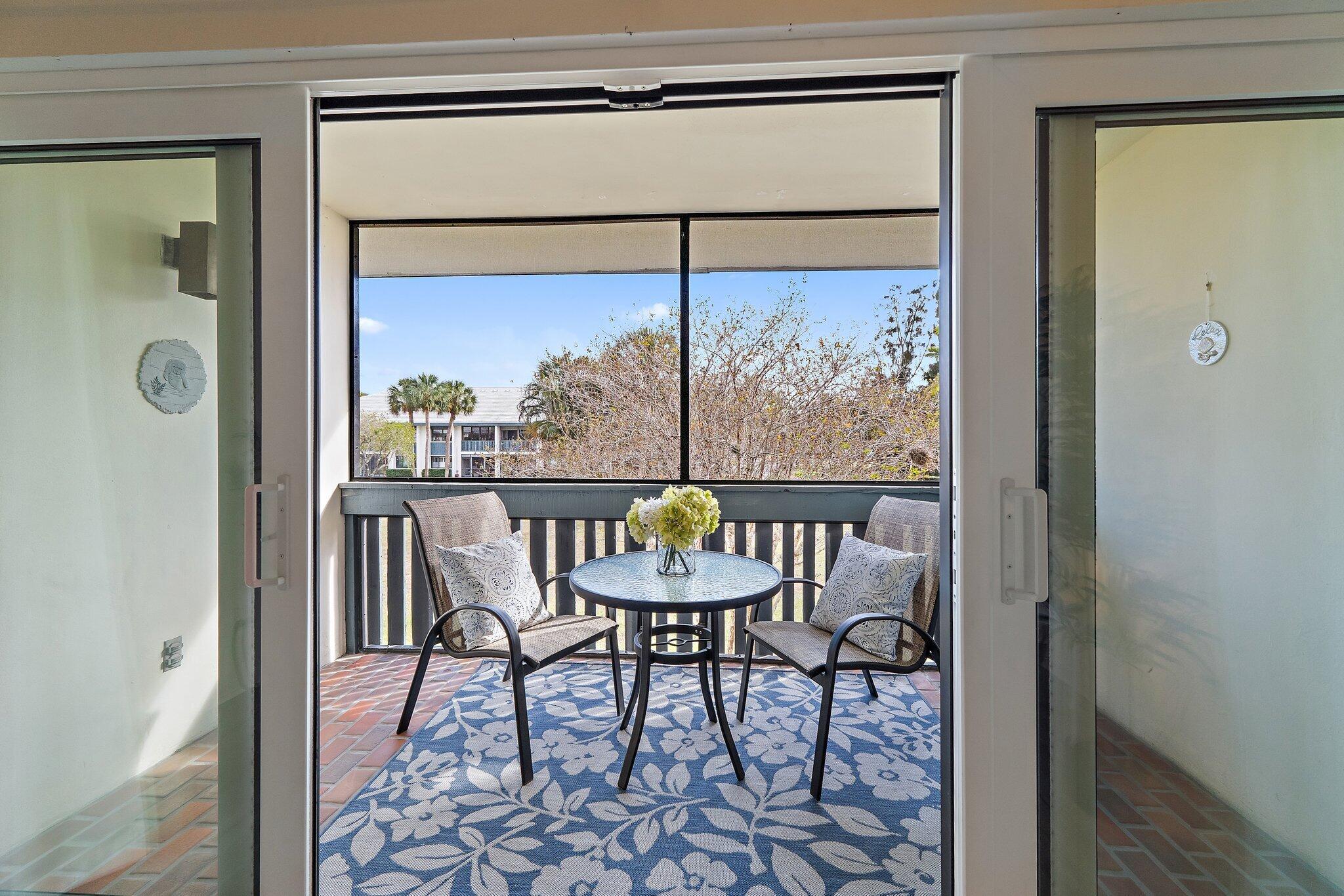 PIERPOINT YACHT CLUB CONDO - Residential