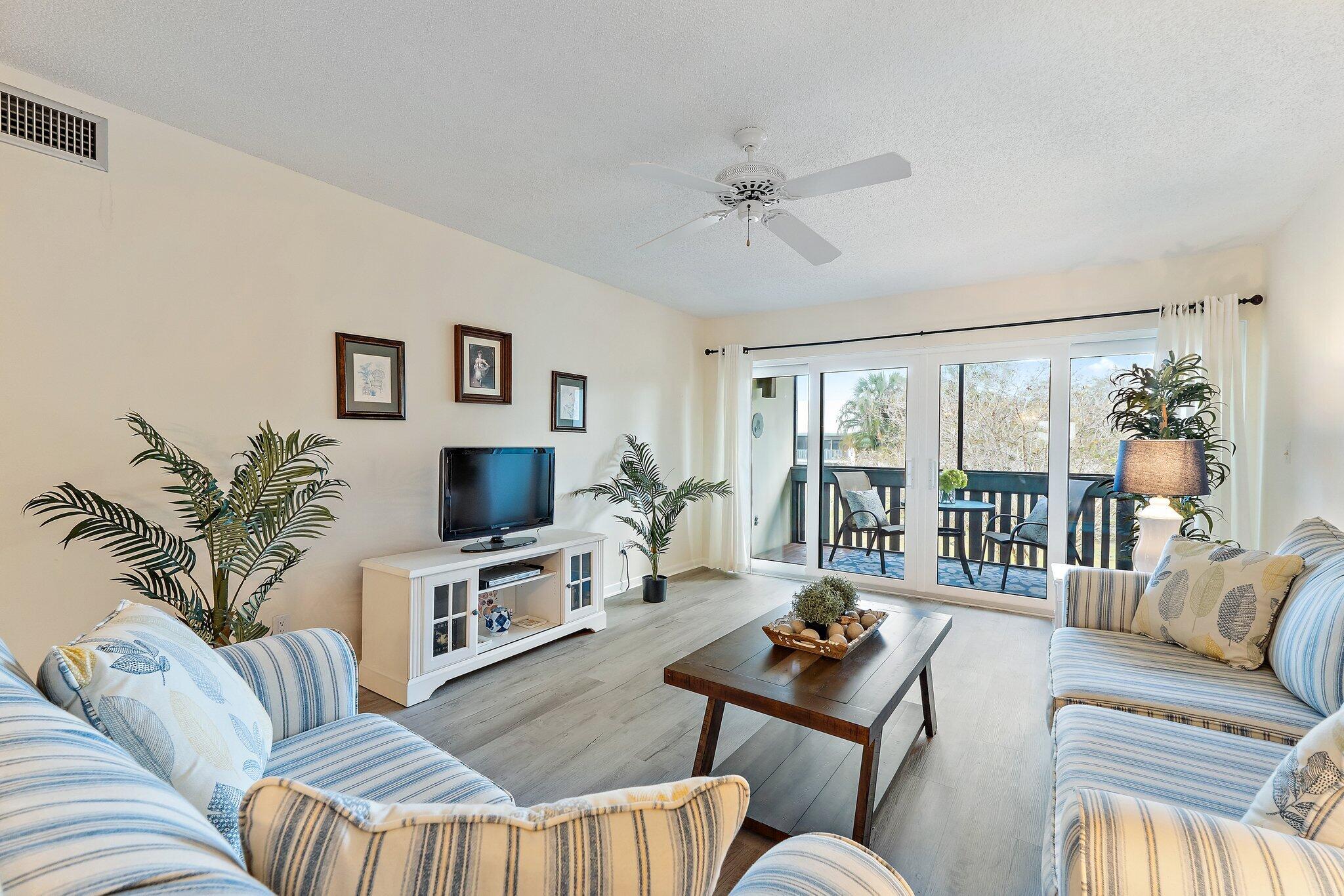 PIERPOINT YACHT CLUB CONDO - Residential