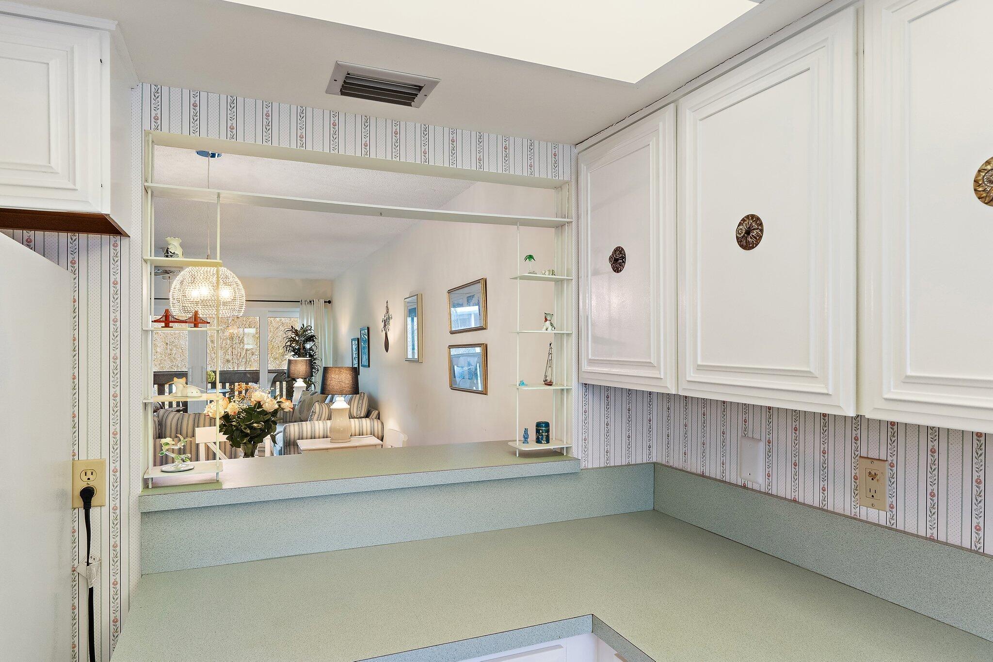 PIERPOINT YACHT CLUB CONDO - Residential