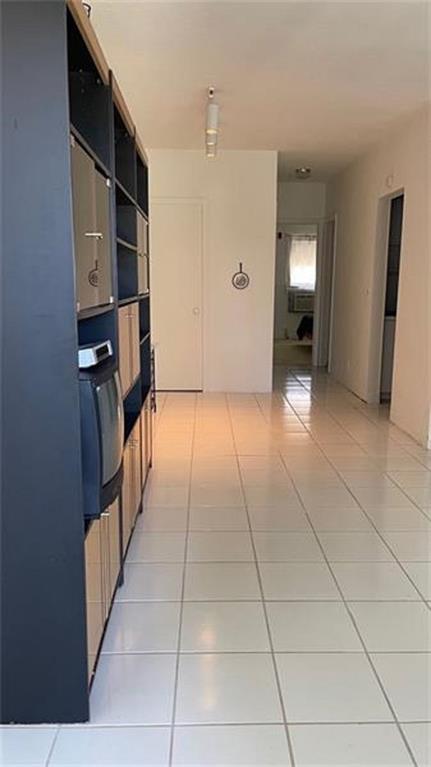 Envoy Apartments Inc - Residential