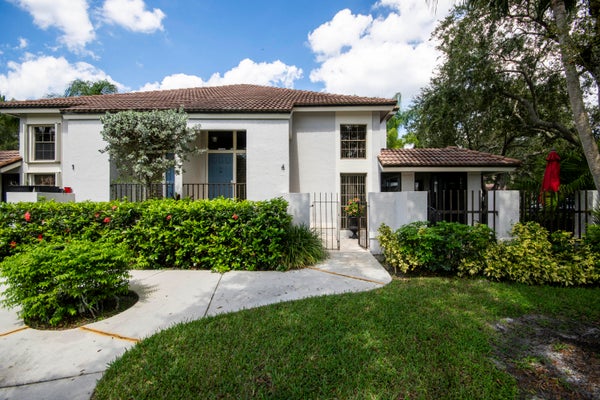 368 PRESTWICK CIR APT 4, PALM BEACH GARDENS, FL 33418 - Image a832c8b8ee23c0cd8093fef33654462a/3900022706