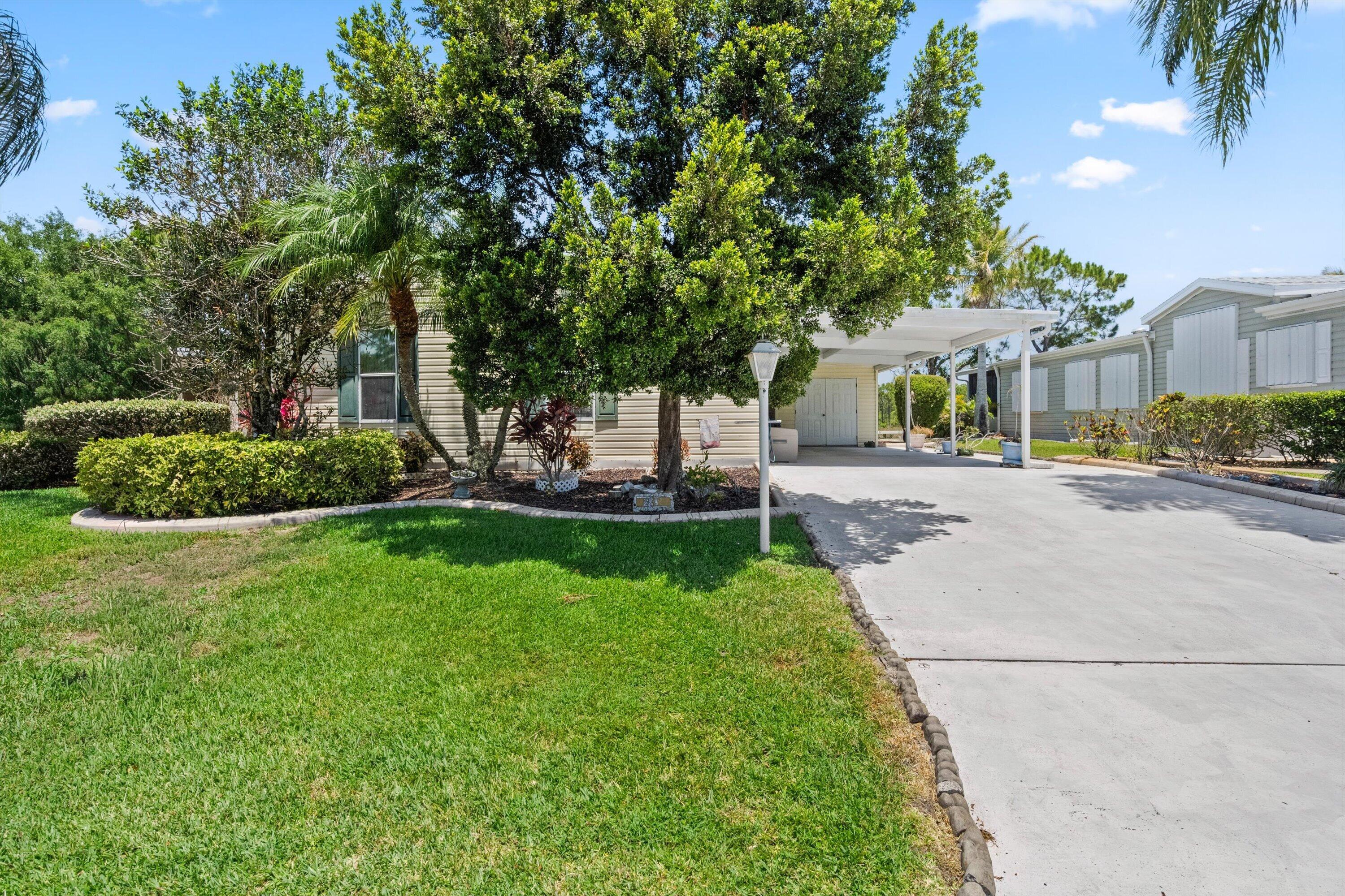 2832 Eagles Nest Way, Port St Lucie, FL, 34952/$199,999 1 2832 Eagles Nest Way