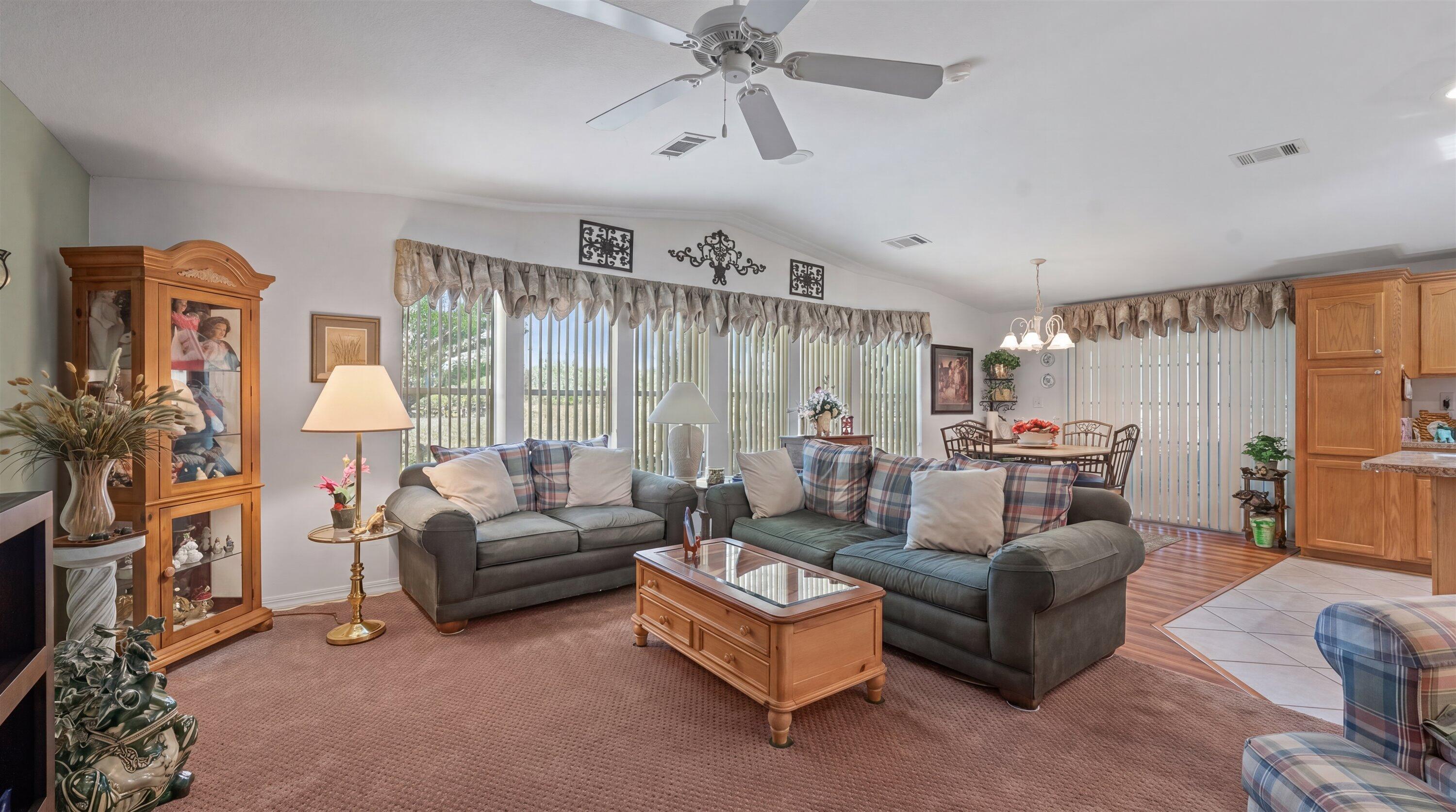 2832 Eagles Nest Way, Port St Lucie, FL, 34952/$199,999 4 2832 Eagles Nest Way