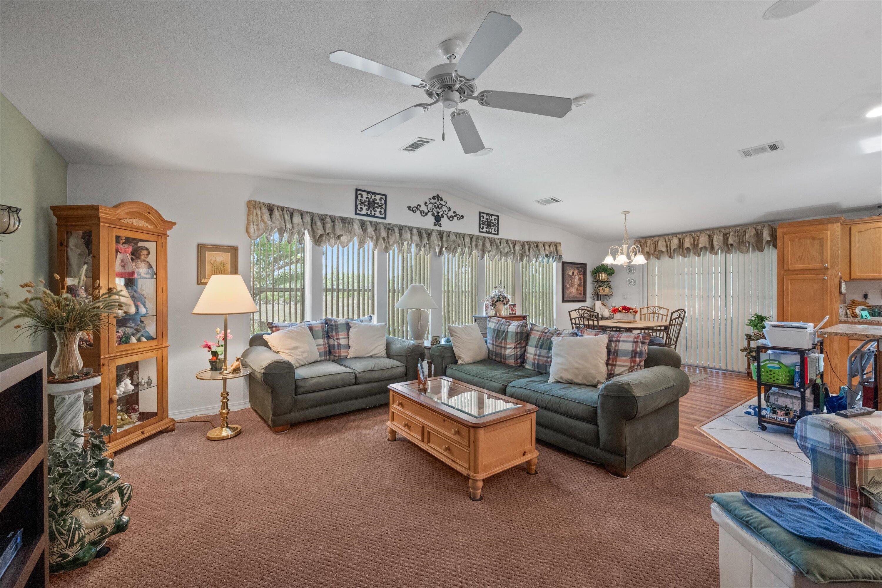 2832 Eagles Nest Way, Port St Lucie, FL, 34952/$199,999 3 2832 Eagles Nest Way