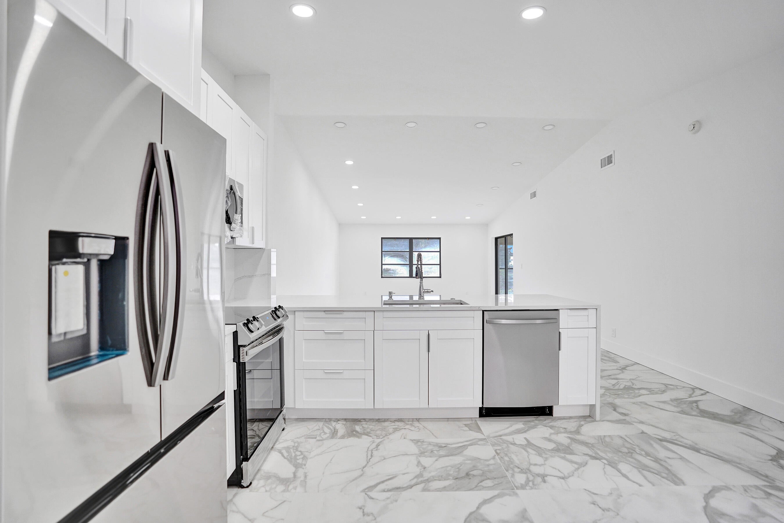 6128 Kings Gate Circle, Delray Beach FL 33484