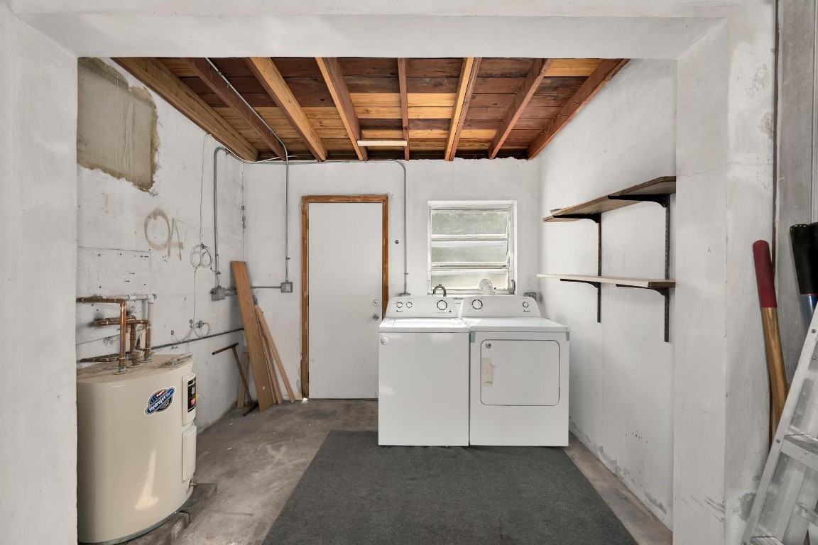 VICTORIA PARK - Residential Lease