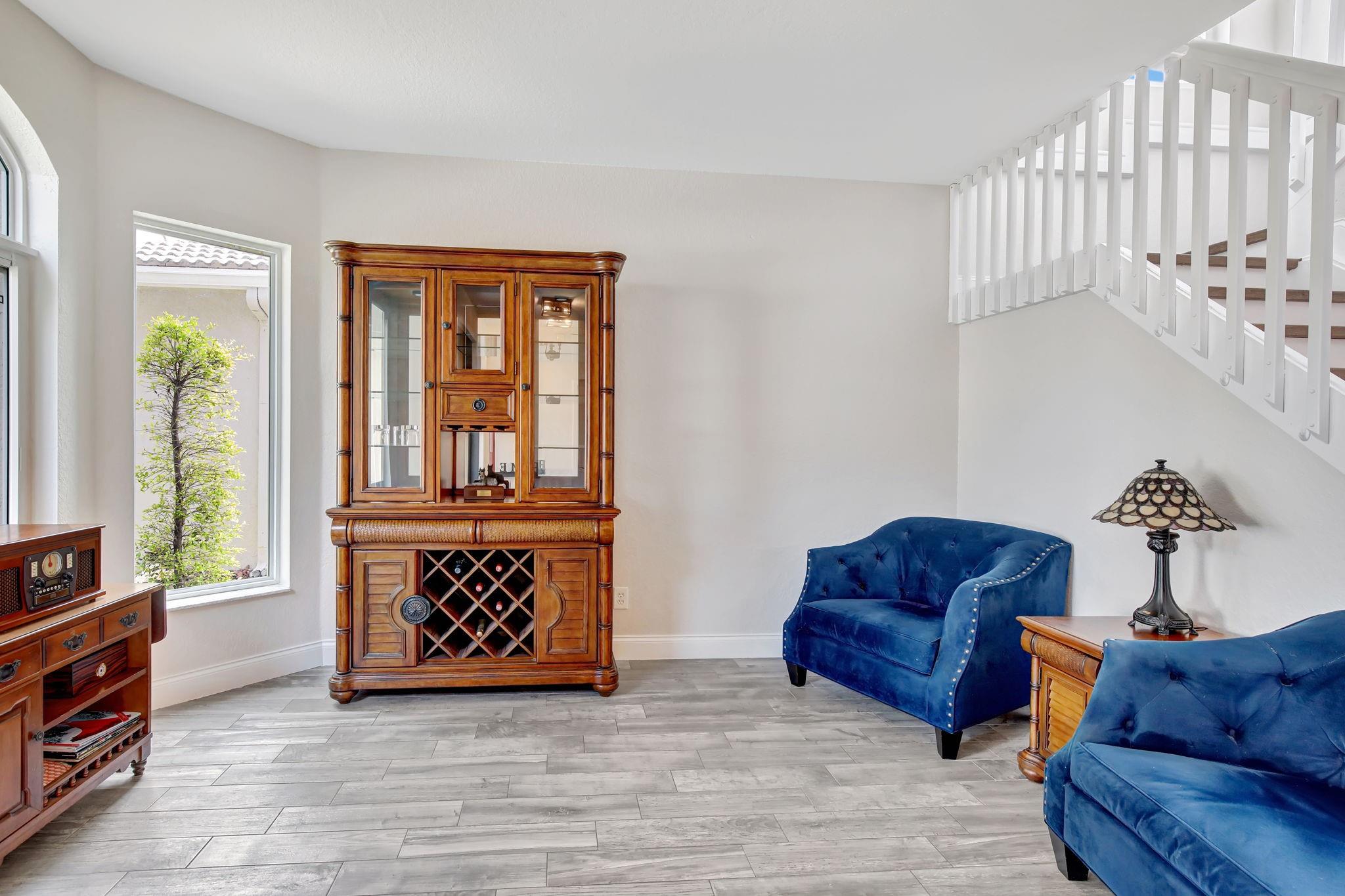 6340 SW 195th Ave