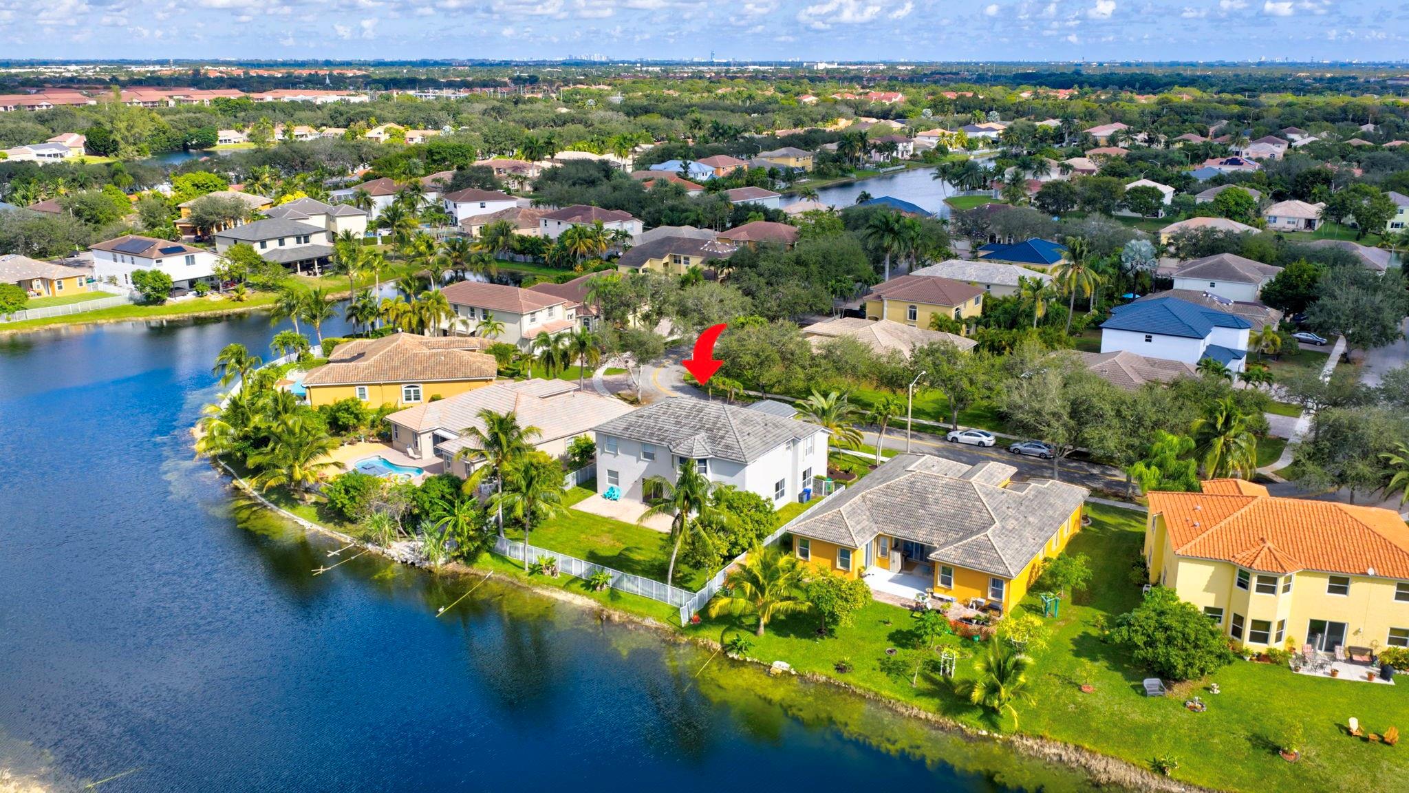 Pod 2 At Monarch Lakes 16 - Residential