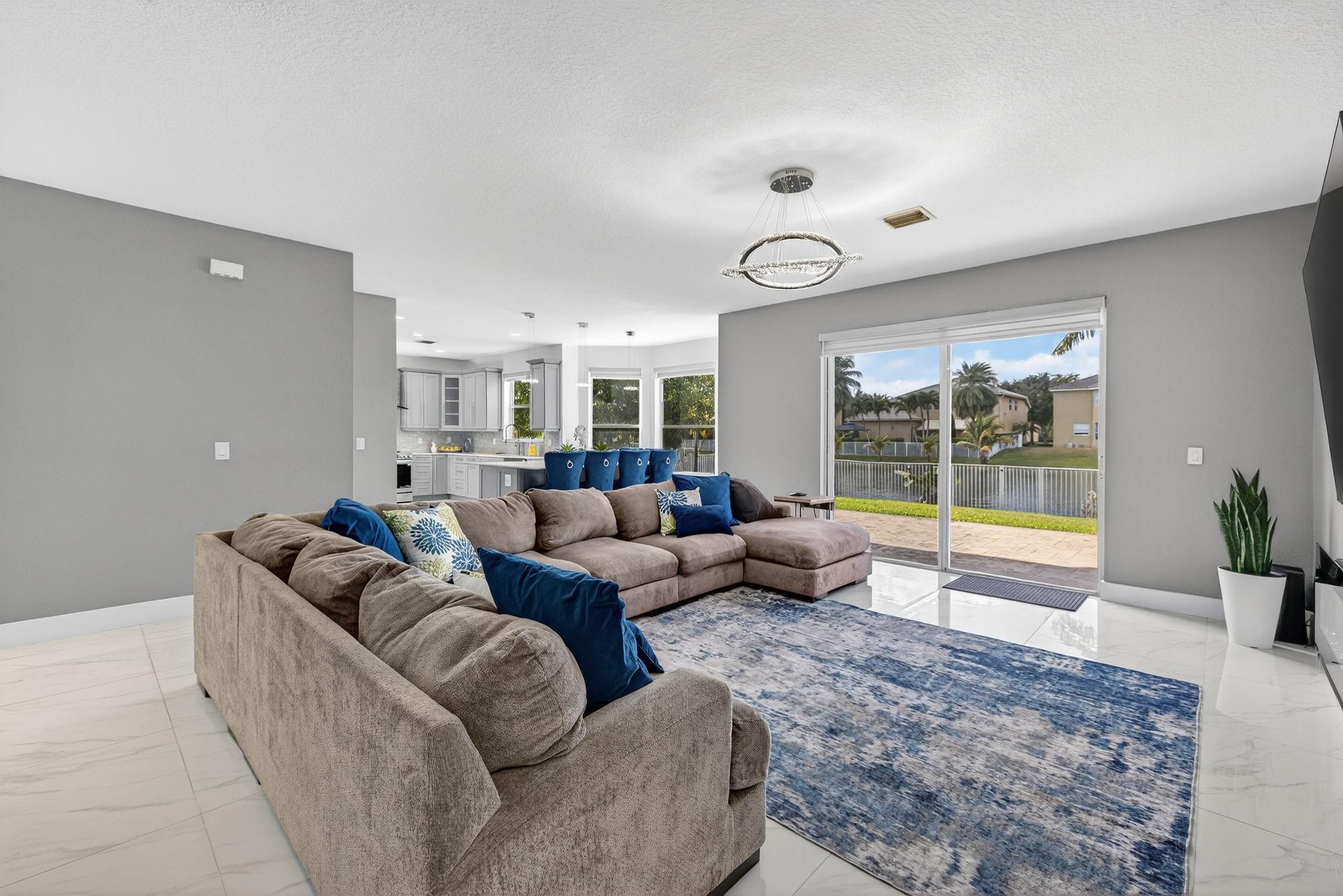 Pod 2 At Monarch Lakes 16 - Residential