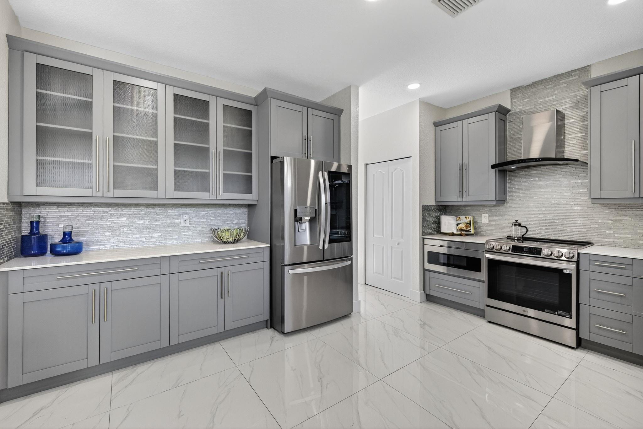 Pod 2 At Monarch Lakes 16 - Residential