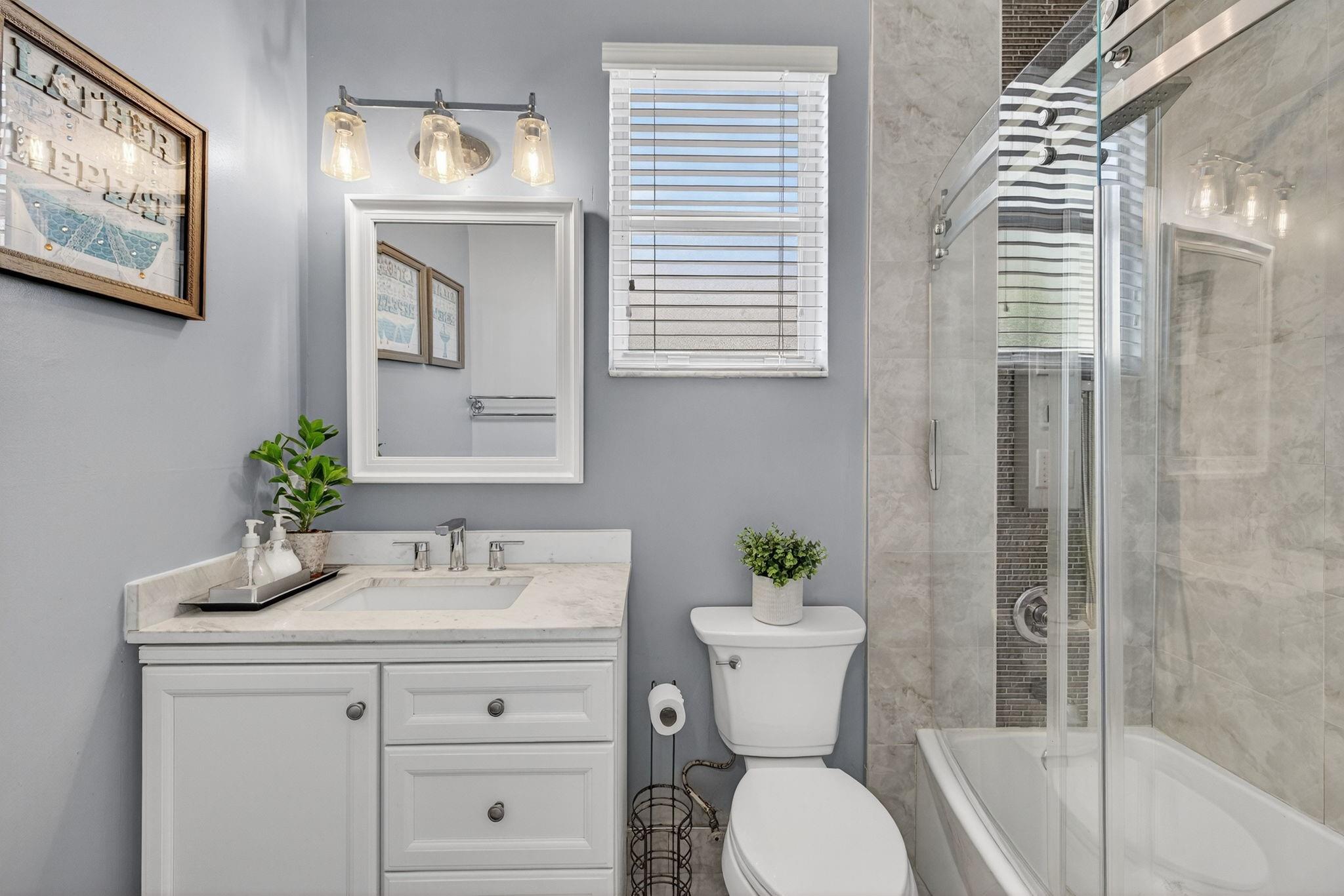 Pod 2 At Monarch Lakes 16 - Residential