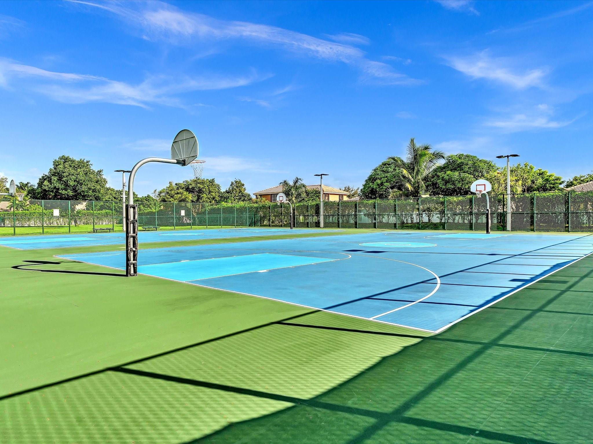 Pod 2 At Monarch Lakes 16 - Residential