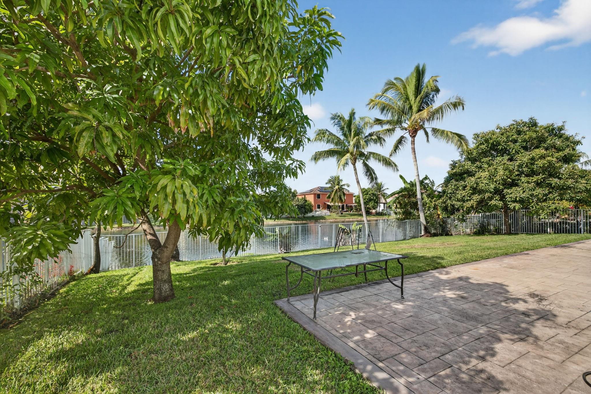 Pod 2 At Monarch Lakes 16 - Residential