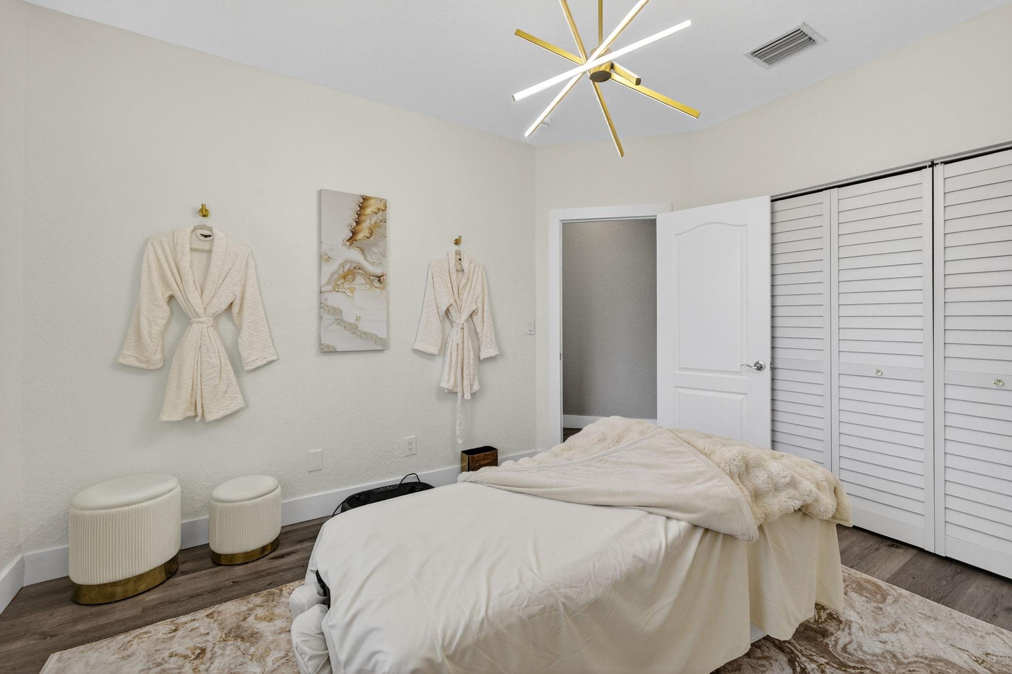 Pod 2 At Monarch Lakes 16 - Residential