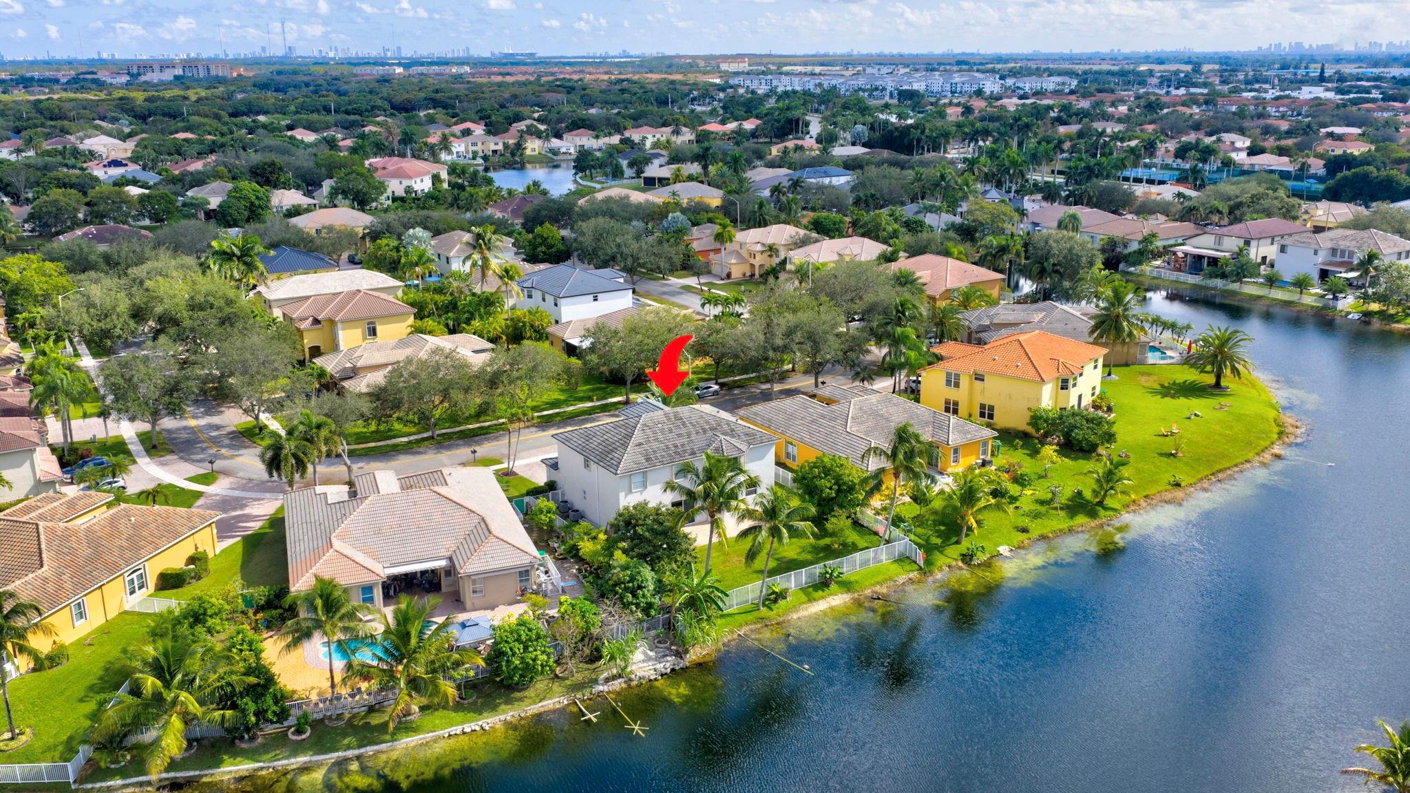 Pod 2 At Monarch Lakes 16 - Residential