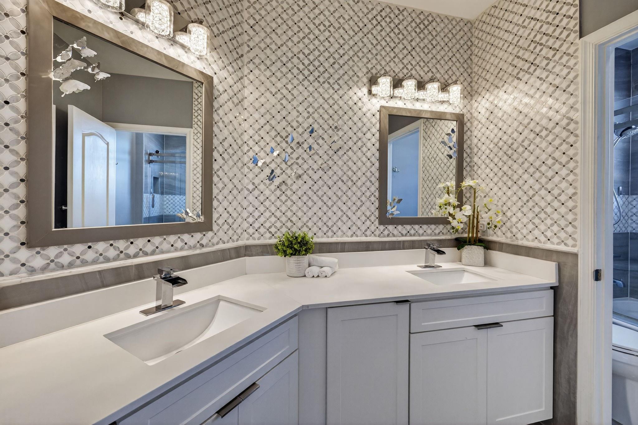 Pod 2 At Monarch Lakes 16 - Residential