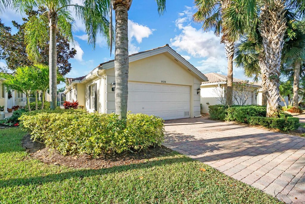 Photo of 8128 Montserrat Place, Wellington, FL 33414 (MLS # R11097736)