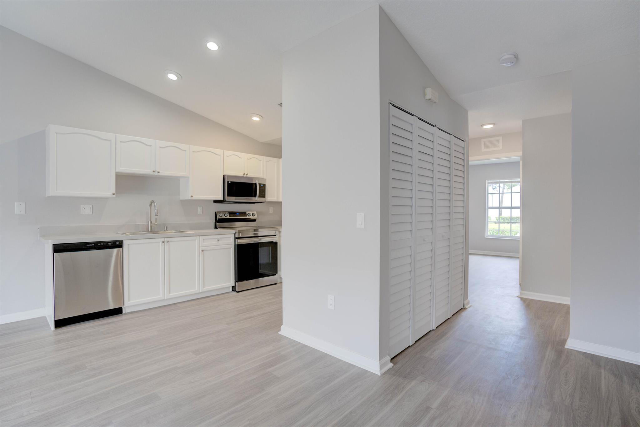 Palm Villas - Residential Lease