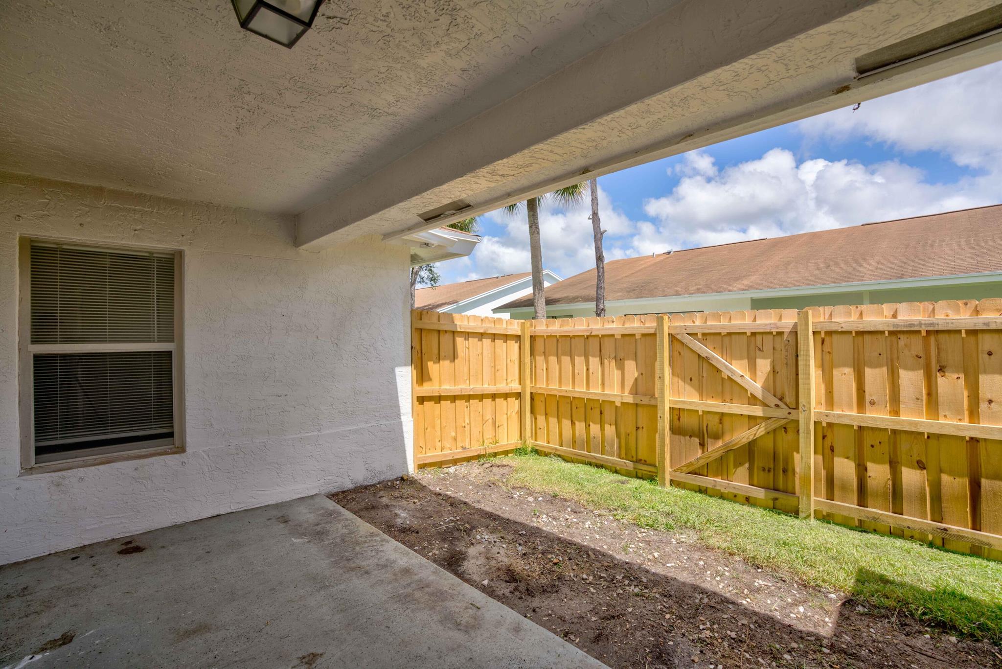 Palm Villas - Residential Lease