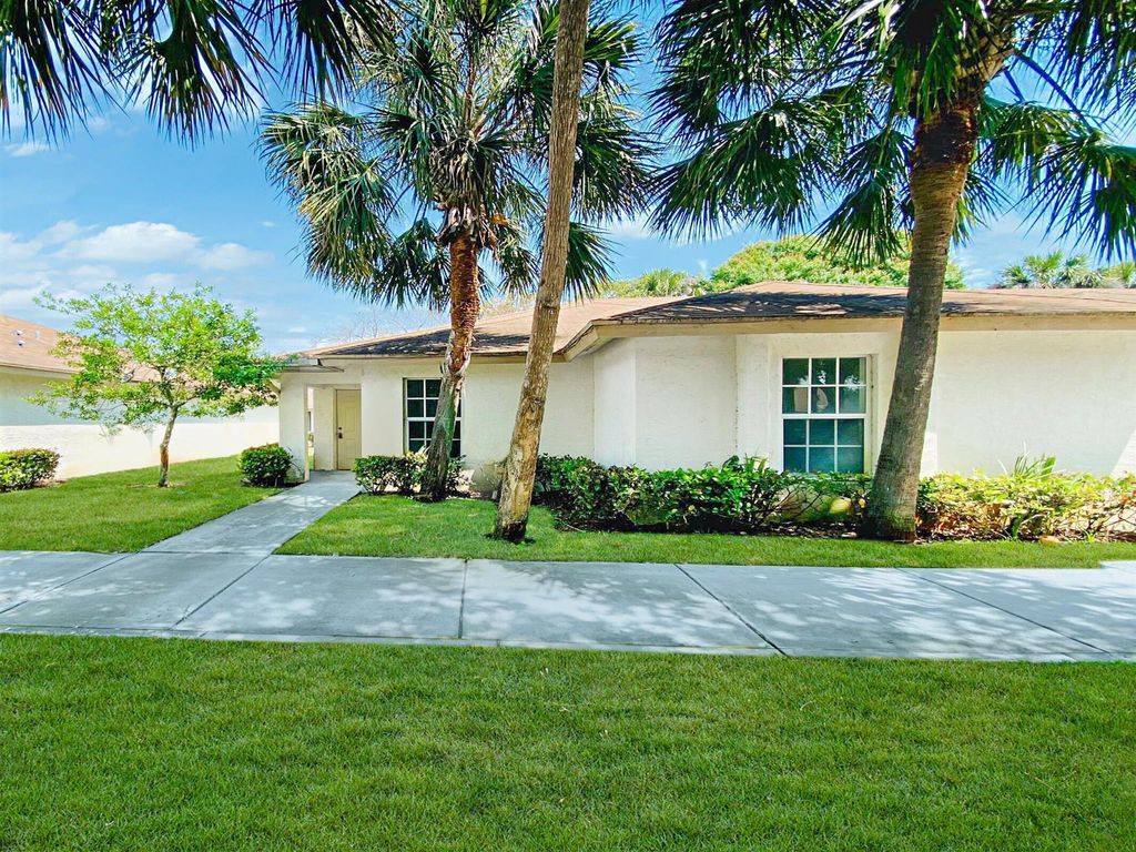 Photo of 9242 Roan Lane #D, West Palm Beach, FL 33403 (MLS # R11131527)