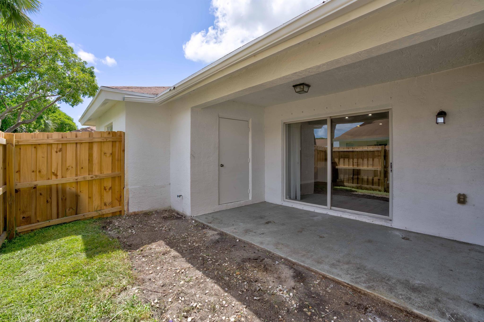 Palm Villas - Residential Lease