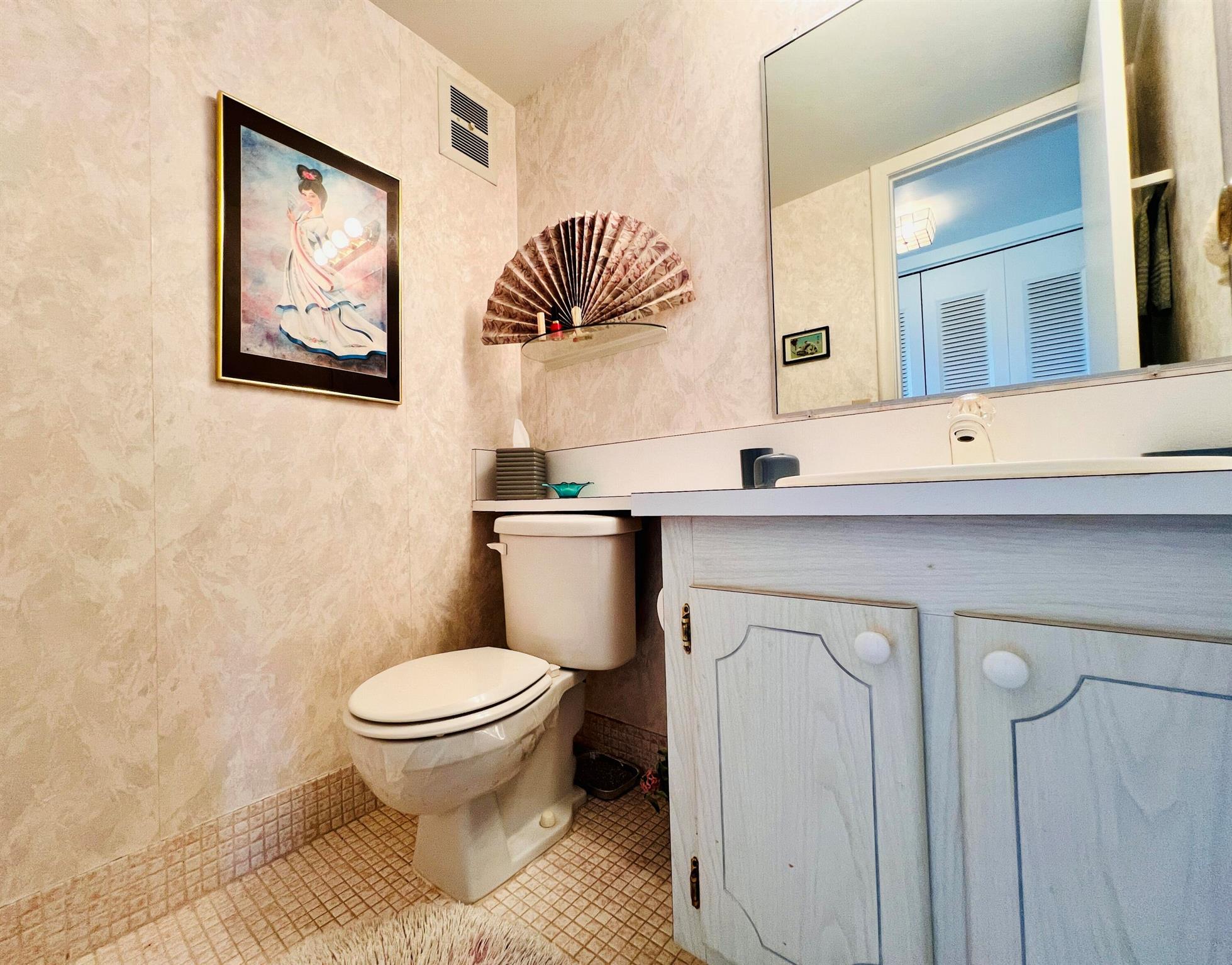 View photos, virtual tours, details... 79 Kent E