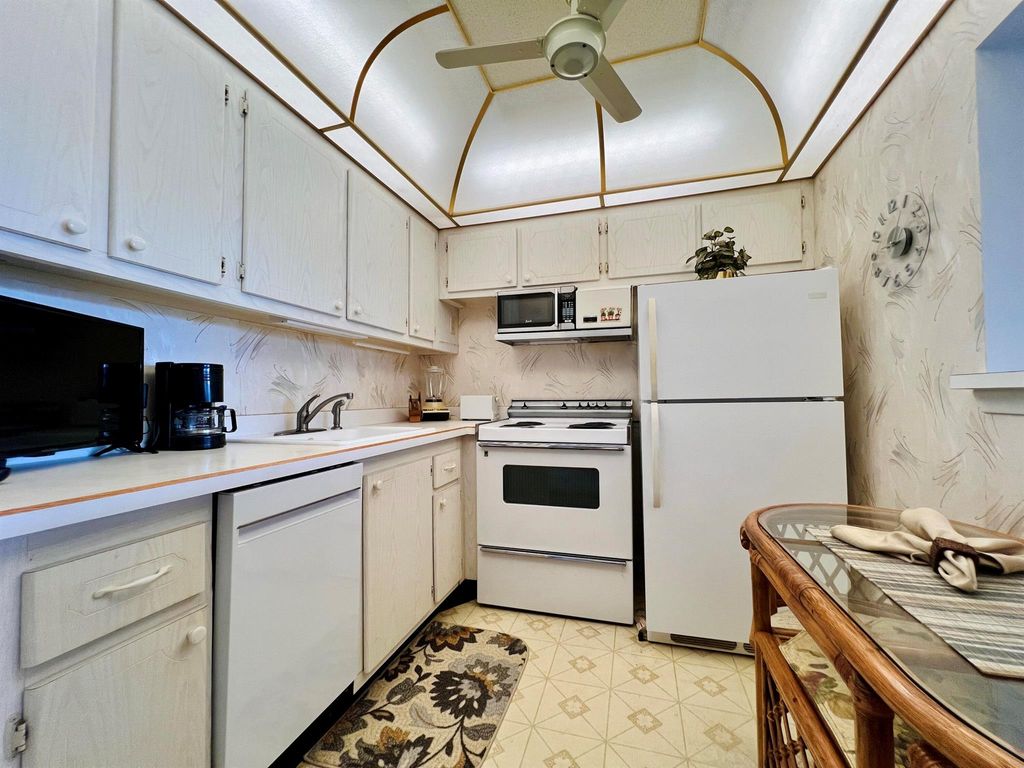 Photo of 79 Kent E, West Palm Beach, FL 33417 (MLS # R11134991)