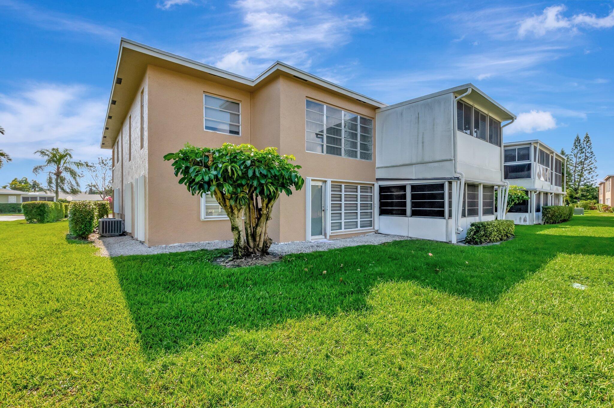 PINES OF DELRAY CONDO - Residential Lease