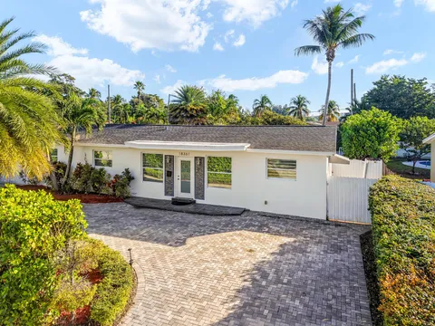 18361 NE 7th Court, North Miami Beach, FL MLS: R11046752