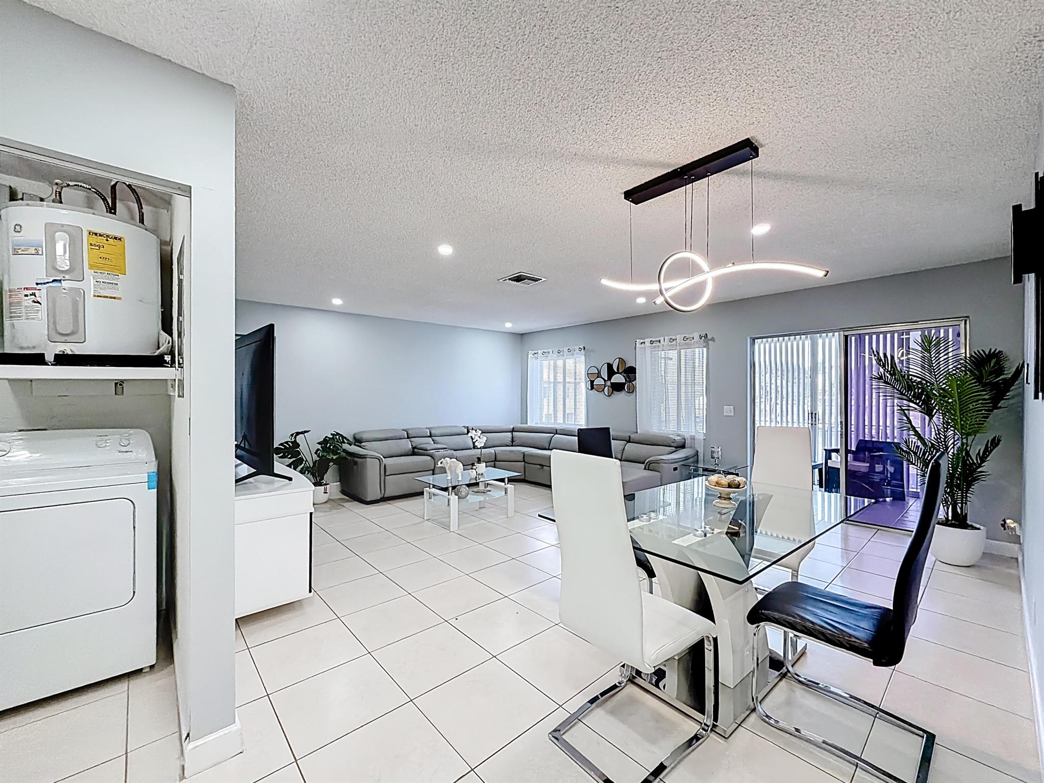 LA PINATA CONDO - Residential Lease