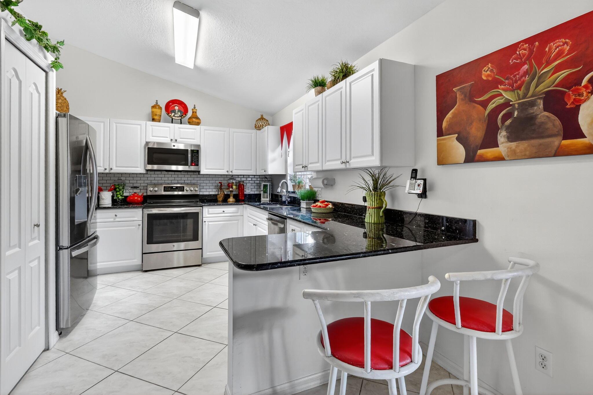 KINGS ISLE PHASE IIA - Residential