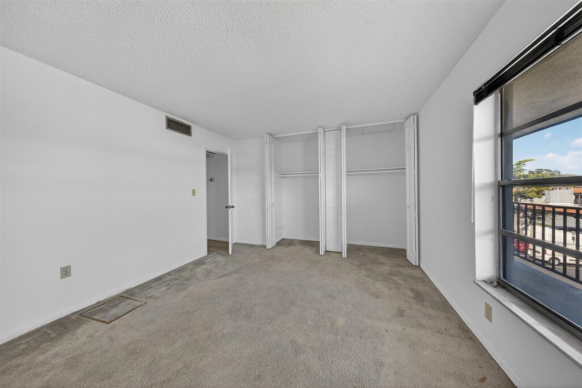 Racquet Club - Residential