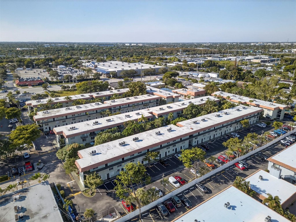 Racquet Club - Residential