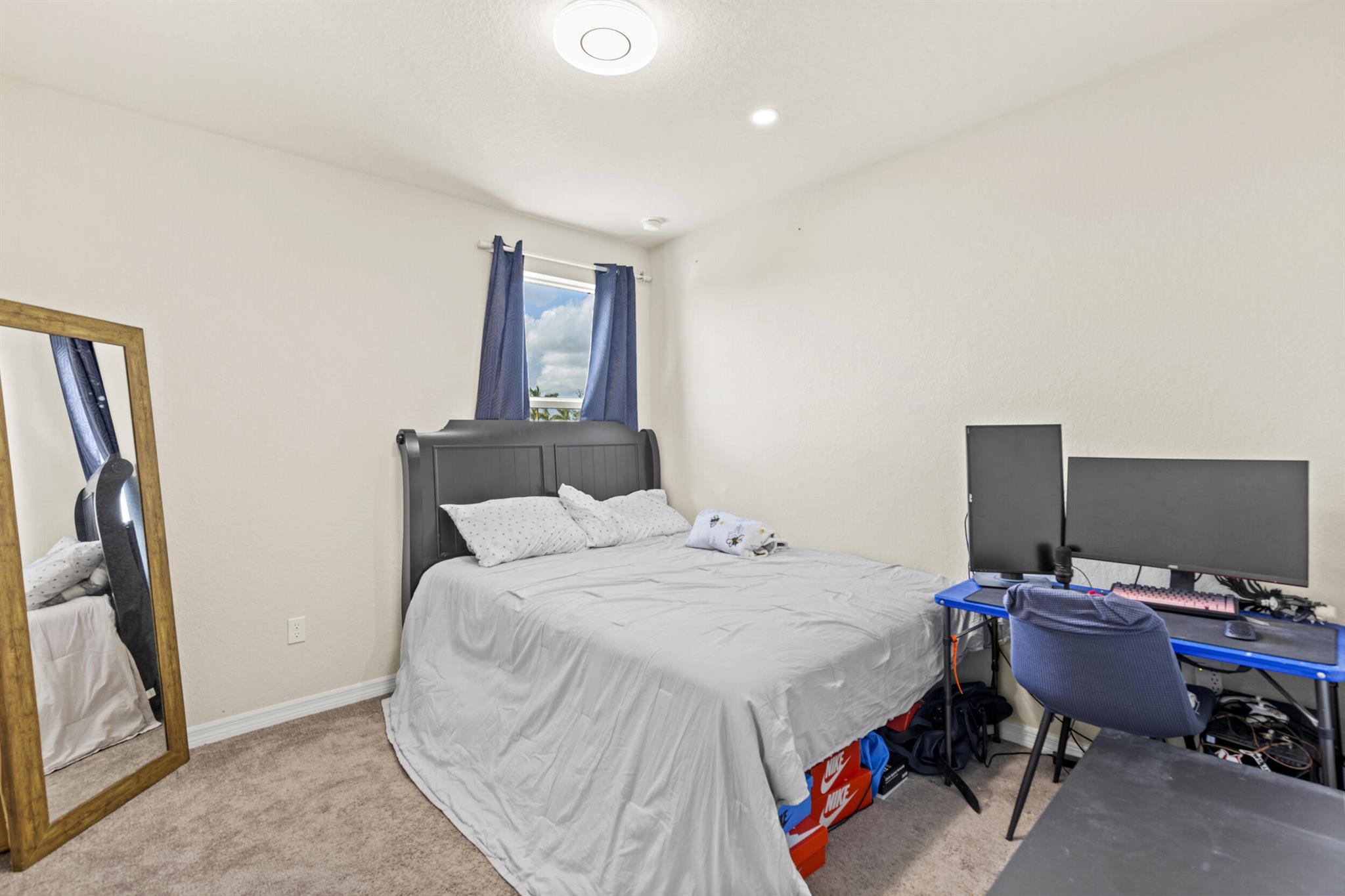 HERON PRESERVE AT TRADITI - Residential