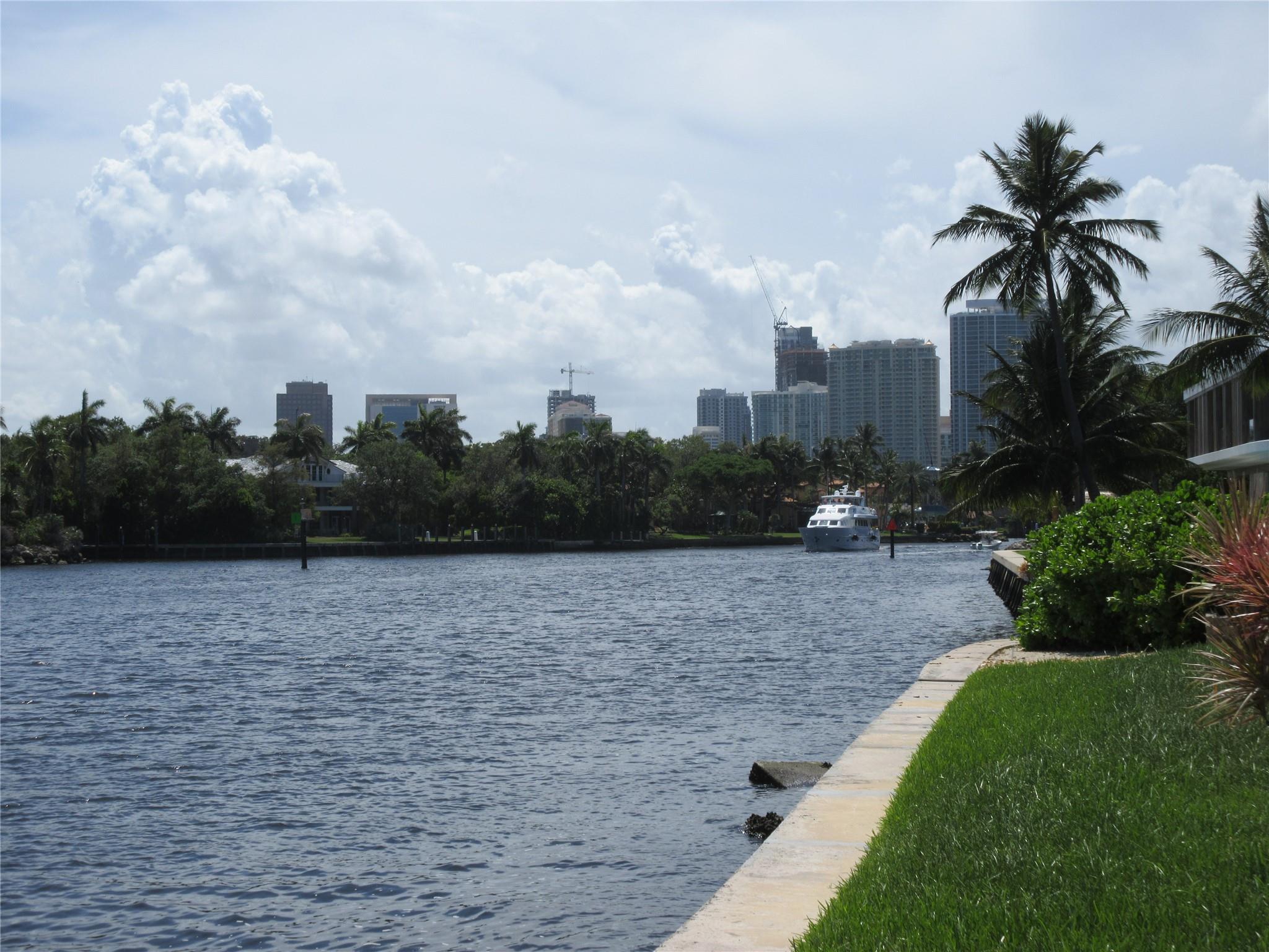 South Las Olas Isles - Land