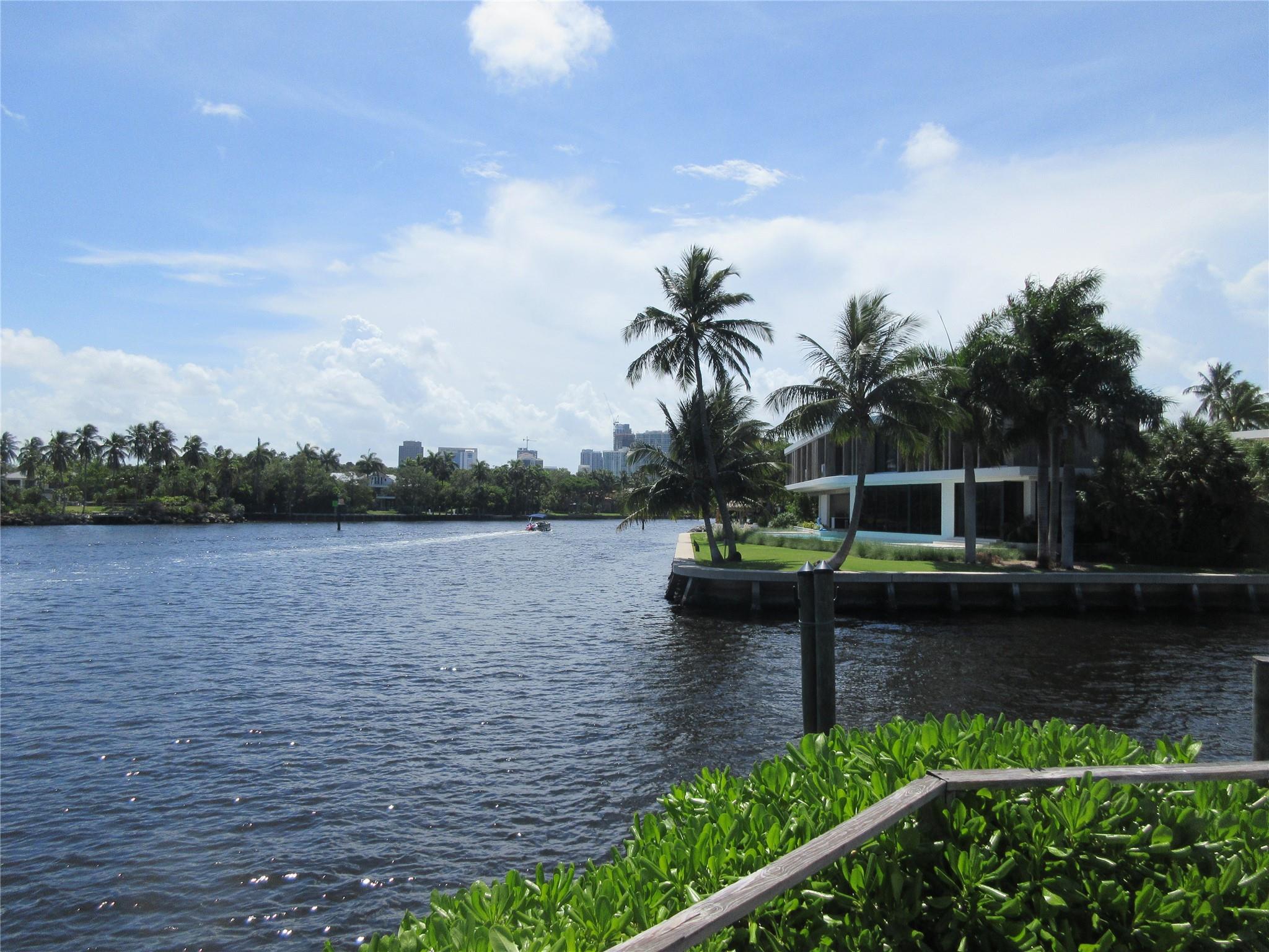 South Las Olas Isles - Land