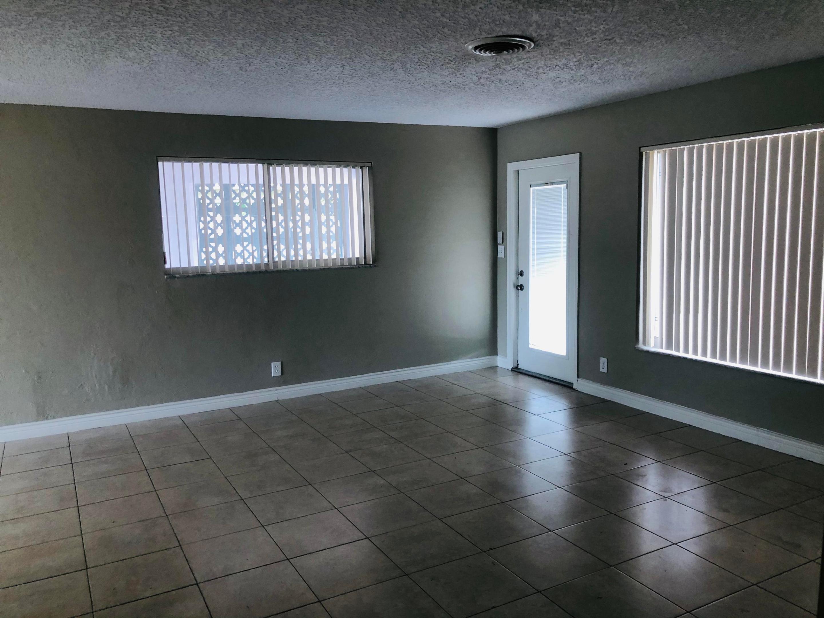 CYPRESS COVE - Residential