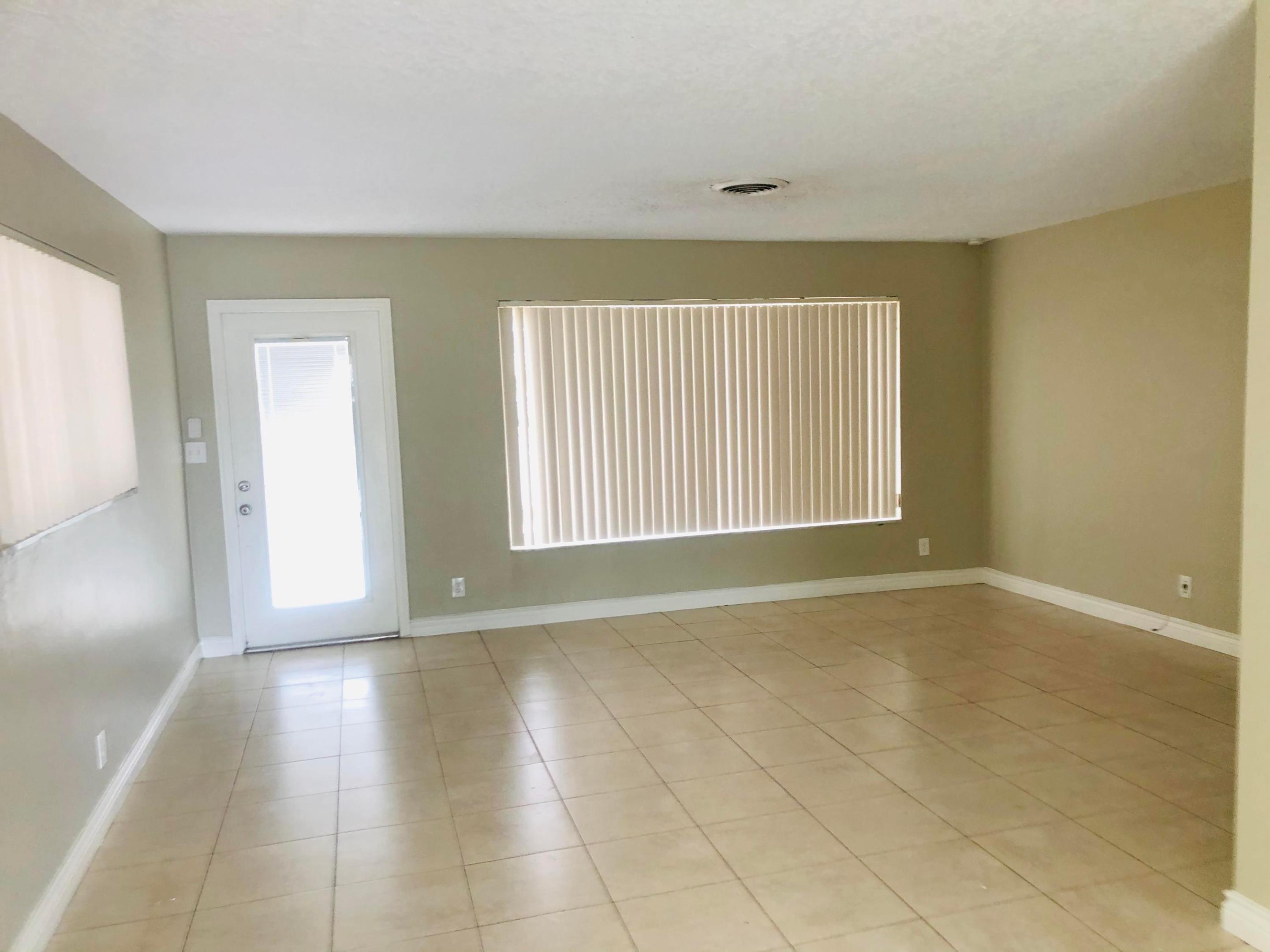 CYPRESS COVE - Residential