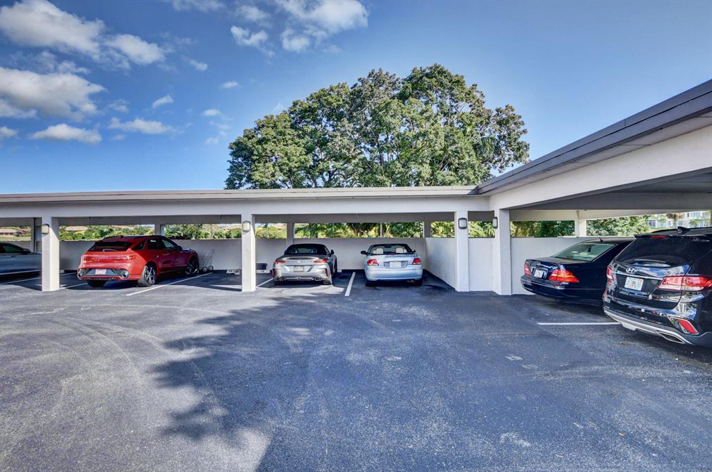 LAKEWOOD - Residential