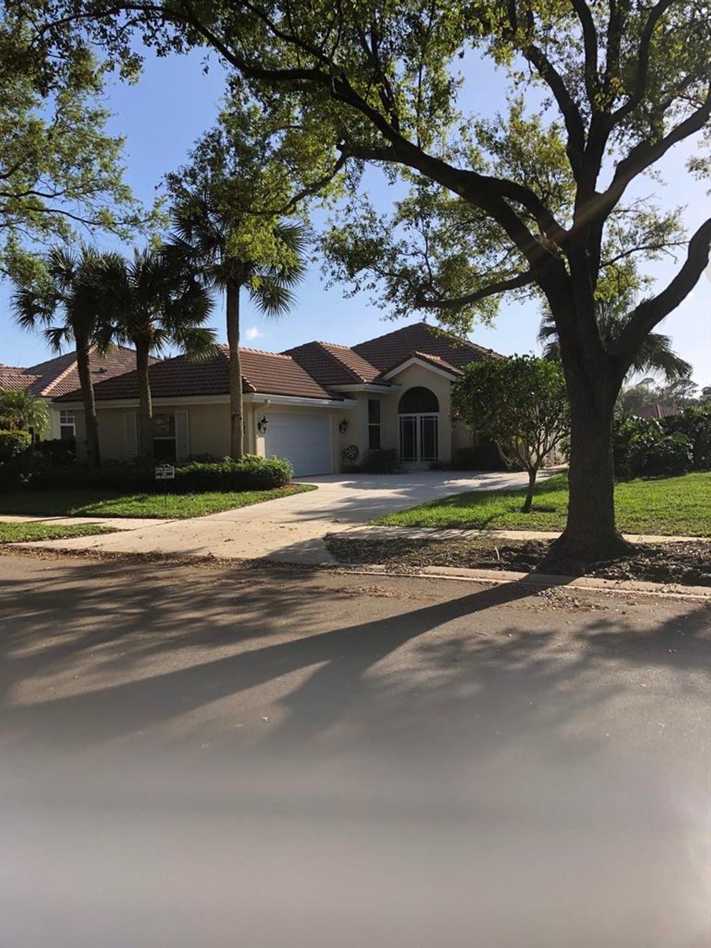 Photo of 123 S Hampton Drive, Jupiter, FL 33458 (MLS # R10697828)