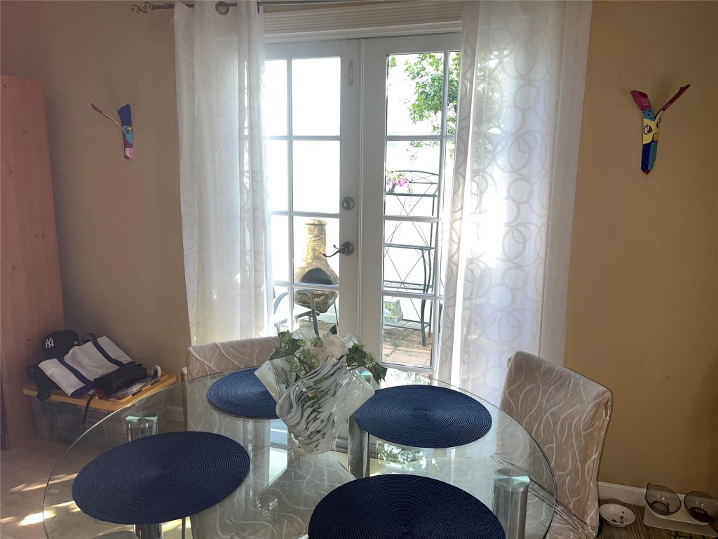 Travers Place Condo - Residential