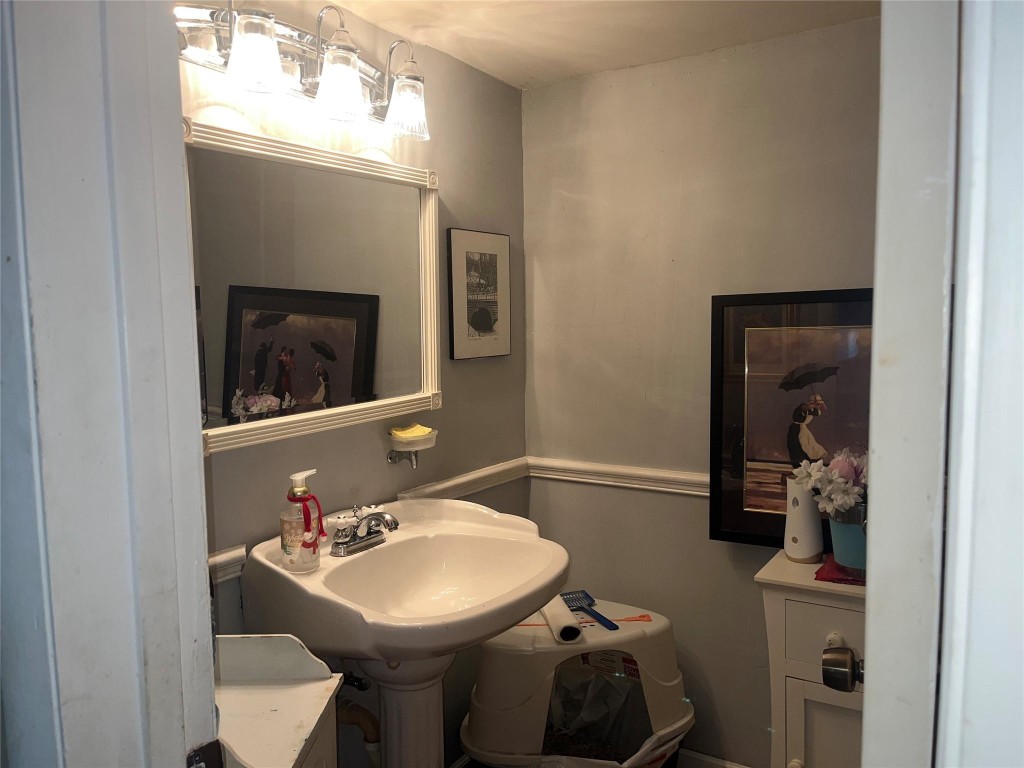 Travers Place Condo - Residential