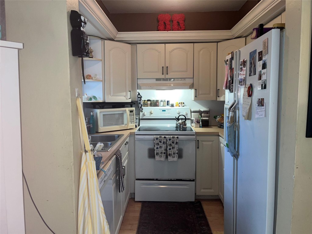 Travers Place Condo - Residential