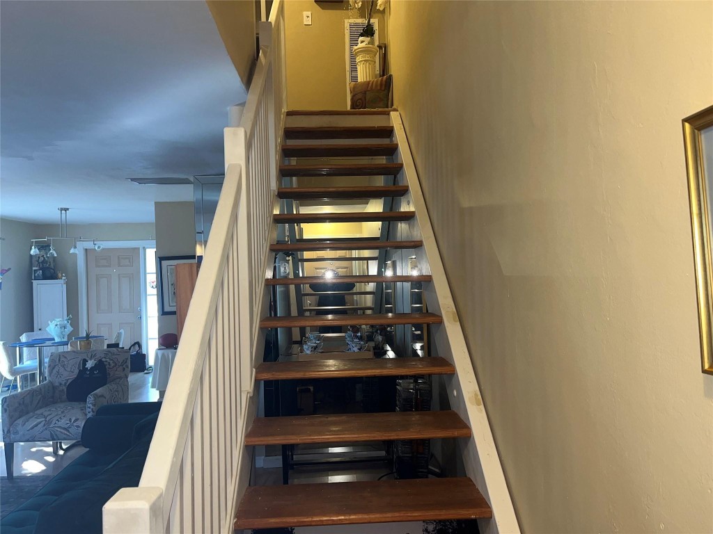 Travers Place Condo - Residential