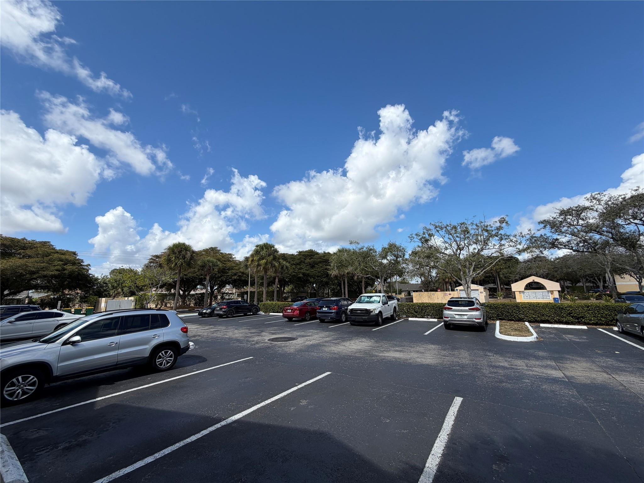 SOUTH PALM PLACE - Residential