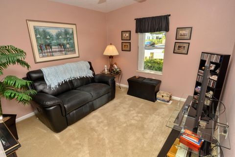 A home in Port Saint Lucie